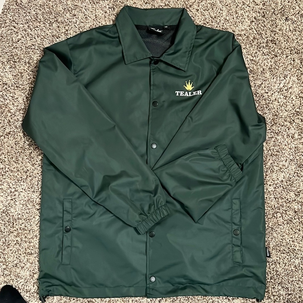 Tealer windbreaker
